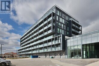 Building Photo - 3210 Dakota Cmn