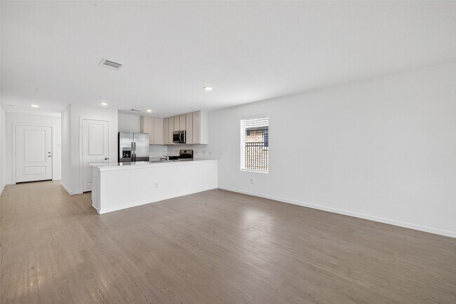 Building Photo - 27703 Seascape Vlg Dr