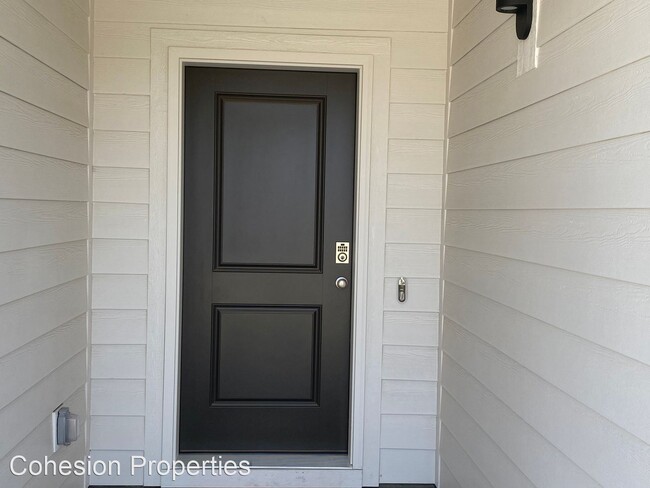 Building Photo - 3 br, 2 bath House - 17640 N Onaway Ave