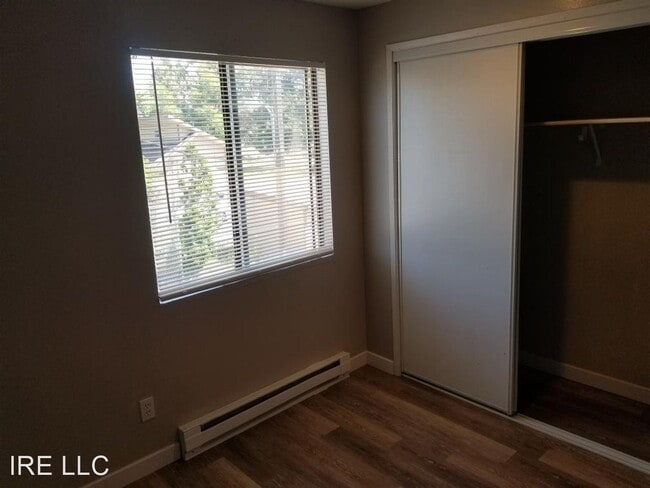 Building Photo - 3001 E Upriver Dr