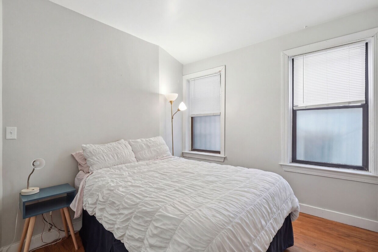 Foto del edificio - 41 Symphony Rd