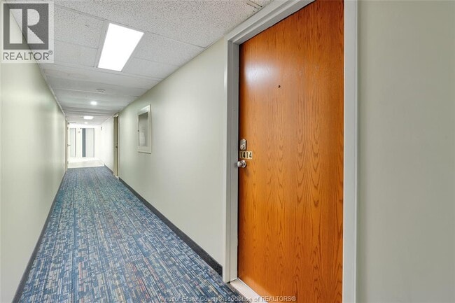 Building Photo - 150 Park St W