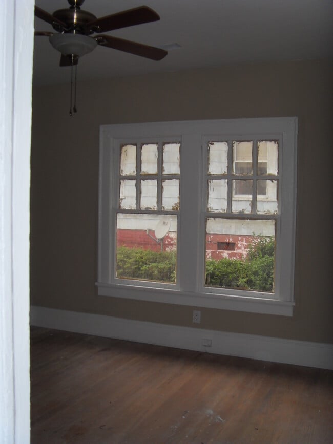 Foto del edificio - 11 Moreland Avenue Northeast