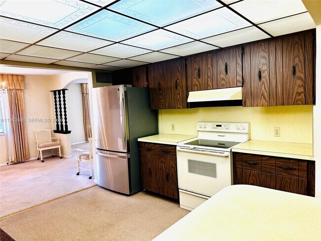 Foto del edificio - 2601 NE 32nd St