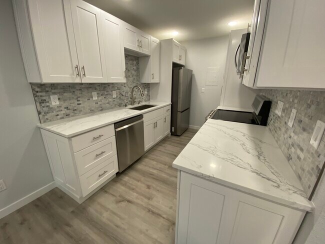 Foto del edificio - 14665 NE 34th St