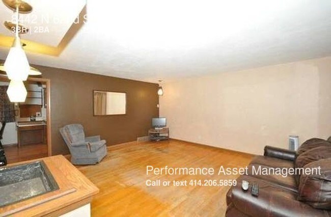 Building Photo - 8442 N 62nd St