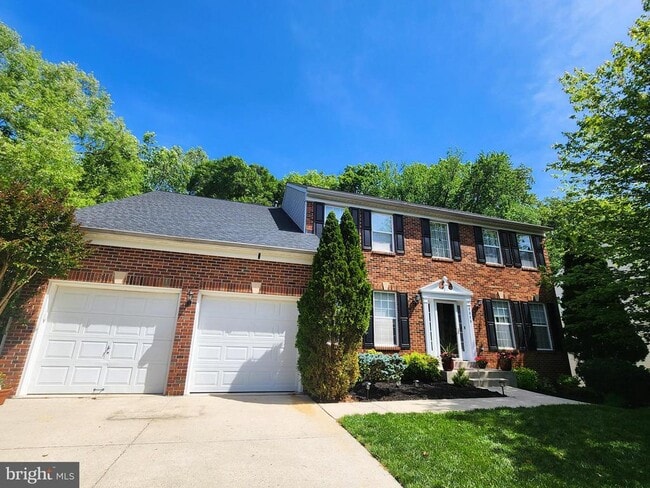 Building Photo - 8008 Race Horse Ln