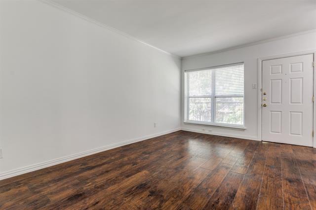 Foto del edificio - 5508 Tremont St