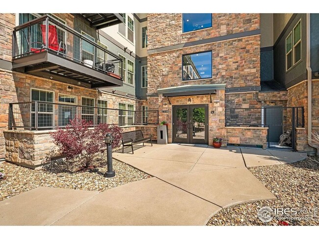 Building Photo - 13598 Via Varra