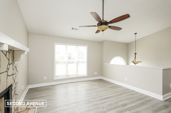 Building Photo - 1010 Brynn Dr