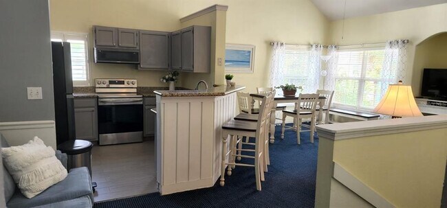Building Photo - 3016 Bonfire Beach Dr