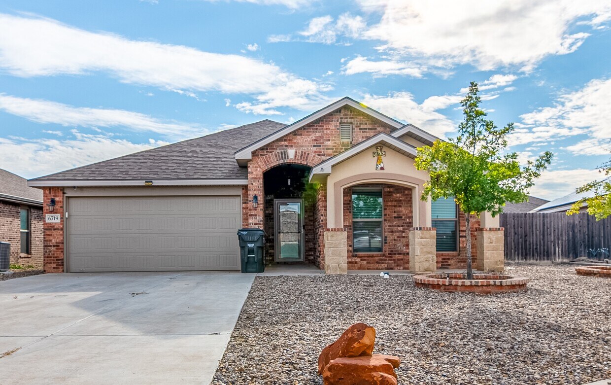 Foto principal - 6719 Yellow Rose Ct