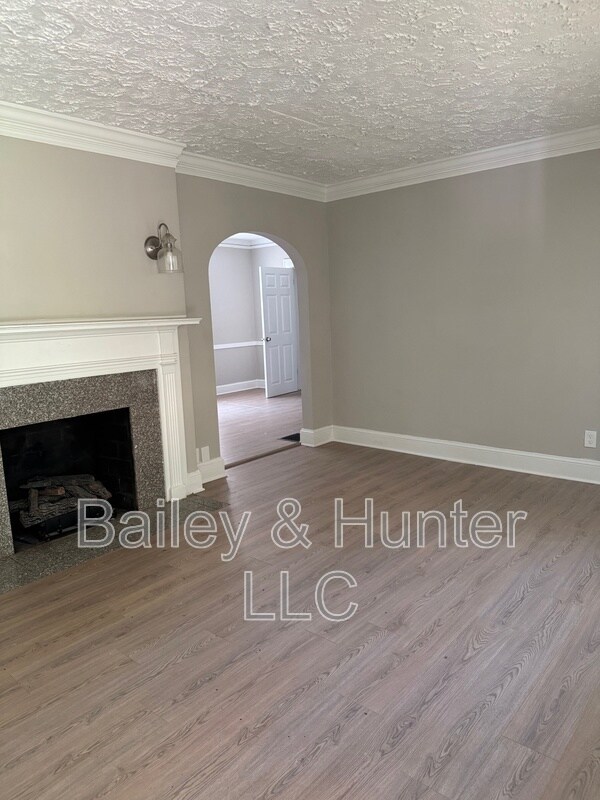 Photo - 1306 Cahaba Dr SW House