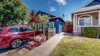 Building Photo - 2310 Wicket Ave