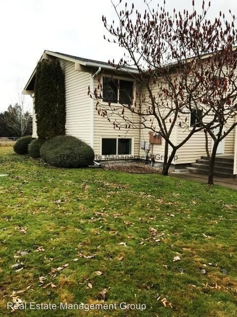 Primary Photo - 1600 Birchwood Ln
