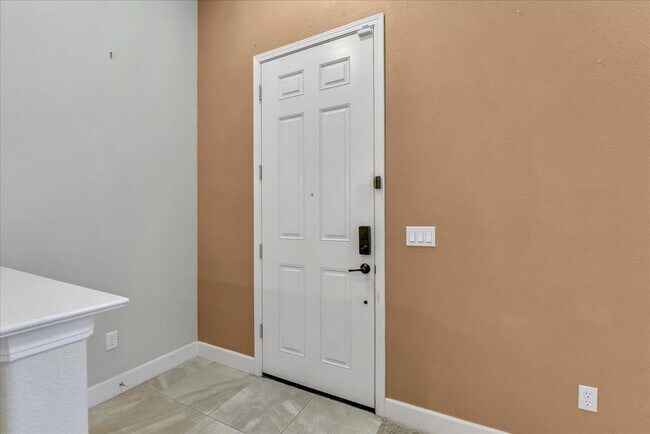 Building Photo - 369 Esfahan Ct