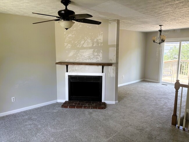 Building Photo - 3200 Caddo Lake Ct