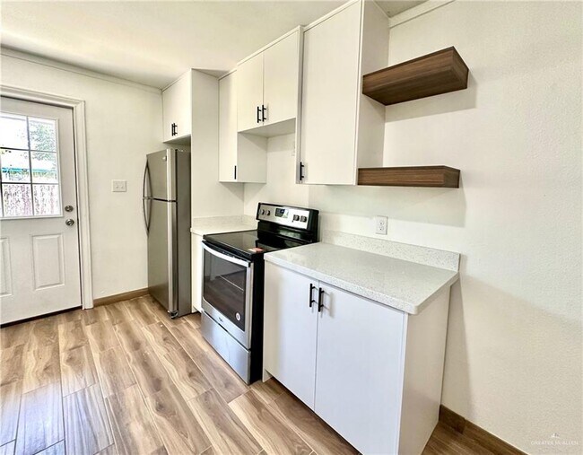 Foto del edificio - 13 Mile 17 1/2 Rd