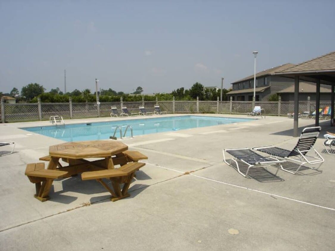 Building Photo - CEDAR POINT VILLAS, SWANSBORO