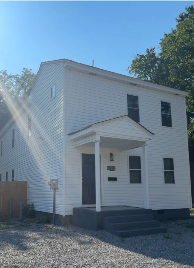 Foto del edificio - 1413 Elm Ave