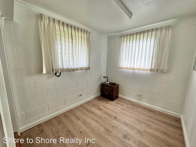Building Photo - 2 br, 1 bath House - 3297 Iolani Street