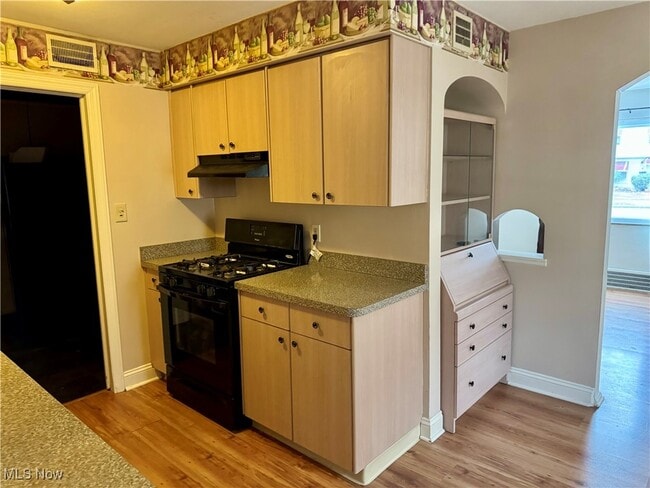 Building Photo - 20130 Priday Ave