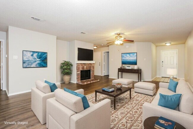 Foto del edificio - 5351 Driftway Dr