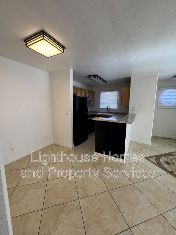 Foto del edificio - 2985 Juniper Hills Blvd