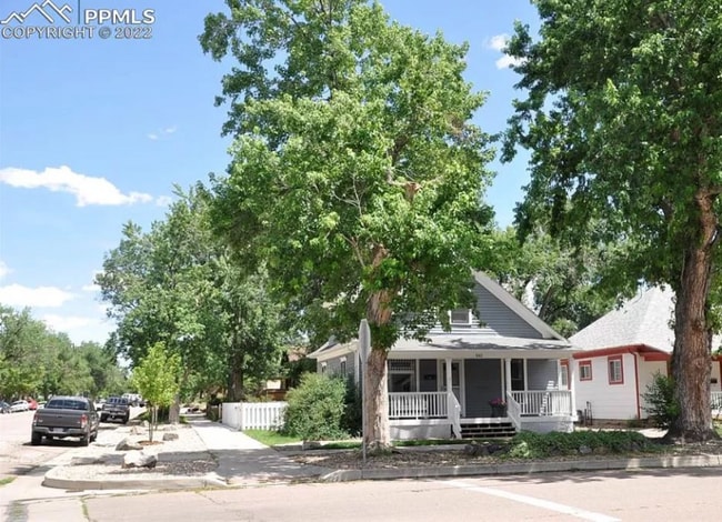 Building Photo - 502 E San Miguel St