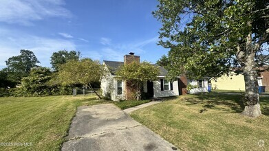 Building Photo - 105 Garden Pl