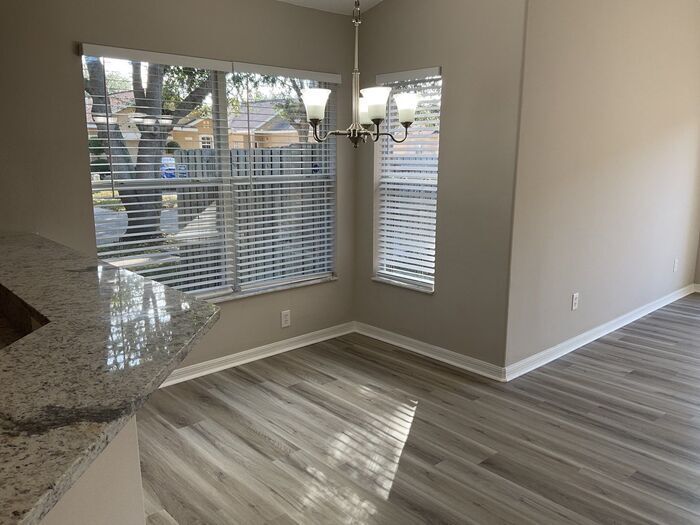 Building Photo - NOW AVAILABLE! - 7845 Bristol Park Dr, Apo...