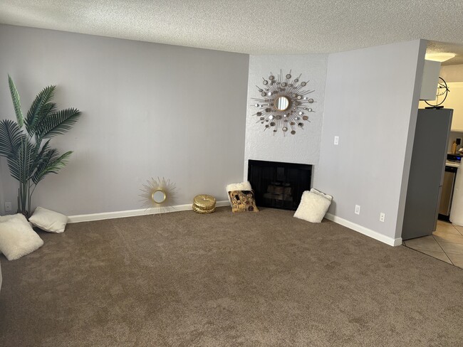 Building Photo - Union Plaza