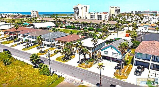 Building Photo - 120 E Sunset Dr