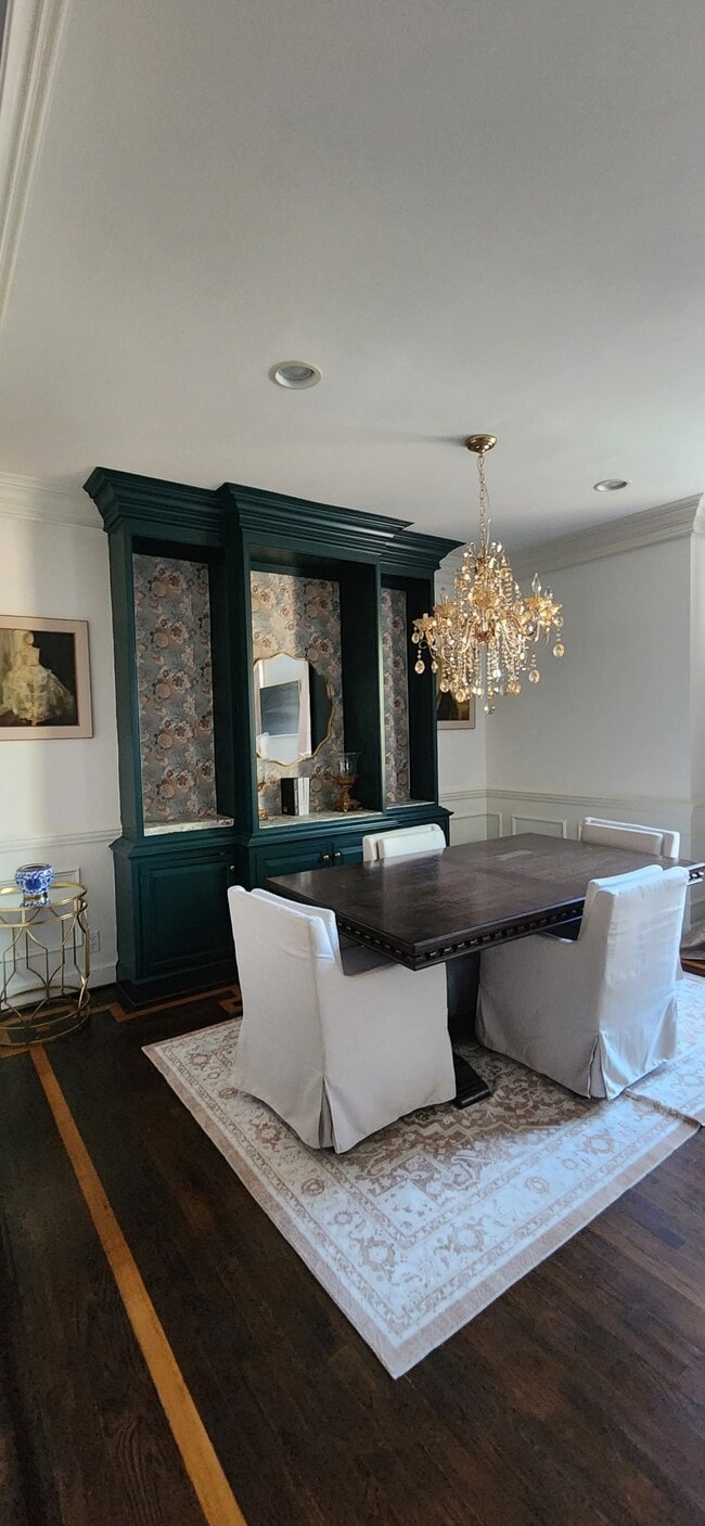 Foto del edificio - 408 Charlesgate Ct