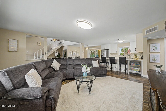 Building Photo - 2837 W Union Hills Dr