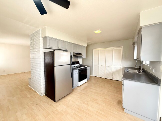 Foto del edificio - Pet Friendly home centrally located in Prescott...moments from downtown!