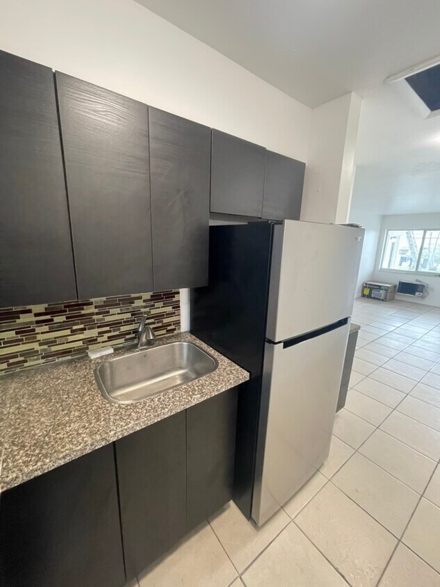 Foto principal - 512 NE 166th St