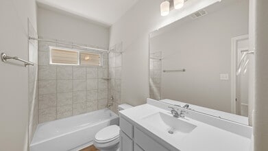 Building Photo - 13304 Nabob Dr