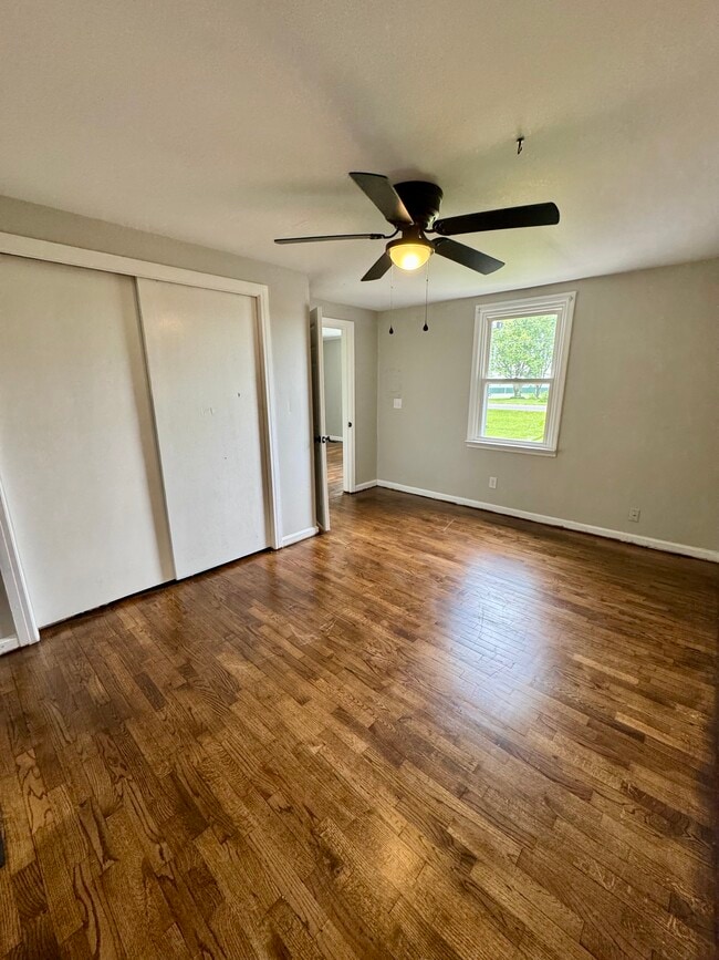 Building Photo - 5624 US Highway 60 W