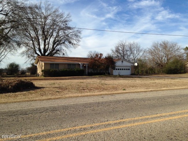 Building Photo - 816 S Runnels St