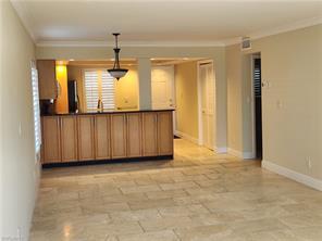 Building Photo - 3055 Riviera Dr