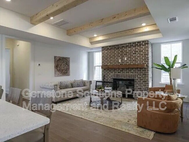 Photo - 207 Fairground St Apartment