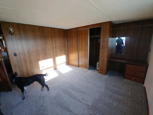 Foto del edificio - 7174 N Montana Ave