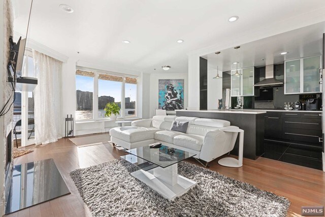 Foto principal - 600 Harbor Blvd