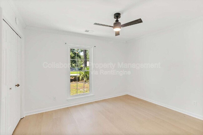 Foto del edificio - 200 Hermitage Dr