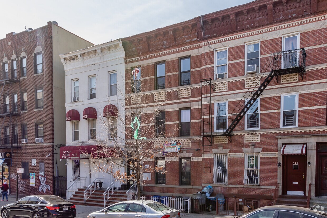 Building Photo - 574 Ralph Ave