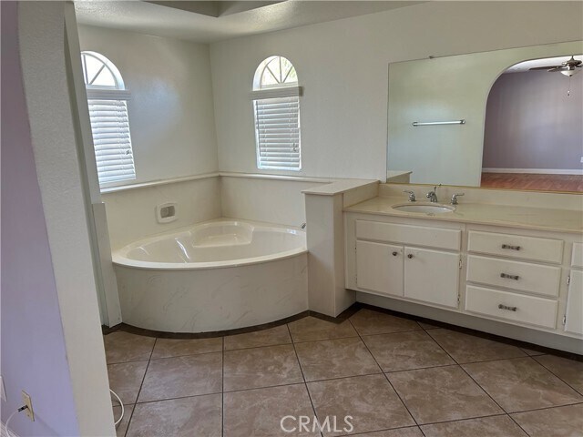 Building Photo - 659 Pantera Dr