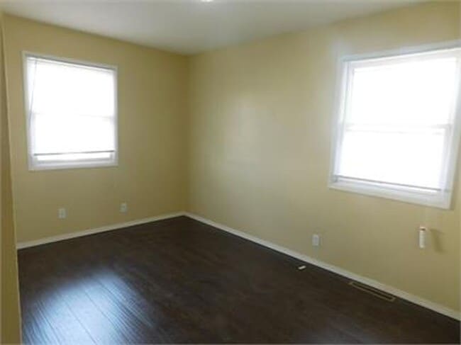 Building Photo - 2602 Dale Dr