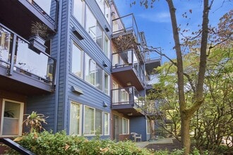 Building Photo - 29 Etruria St
