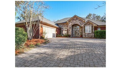 Building Photo - 140 Lake Merial Trail